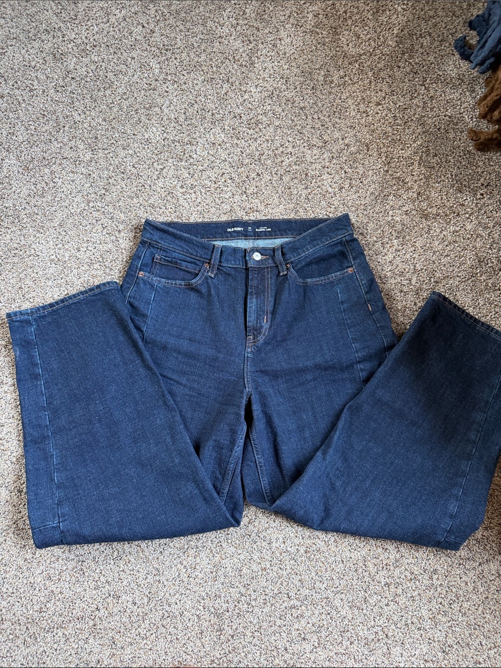 Old Navy Dark Wash Women’s High-Rise Barrel Leg Jeans - 10 Tall